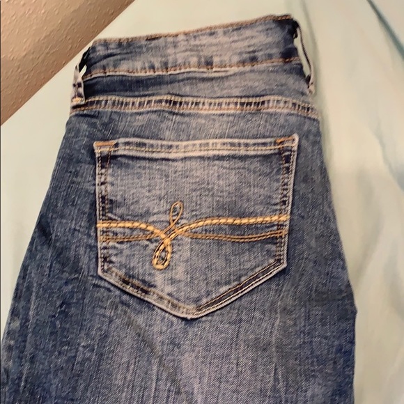 Jeans - Picture 2 of 3